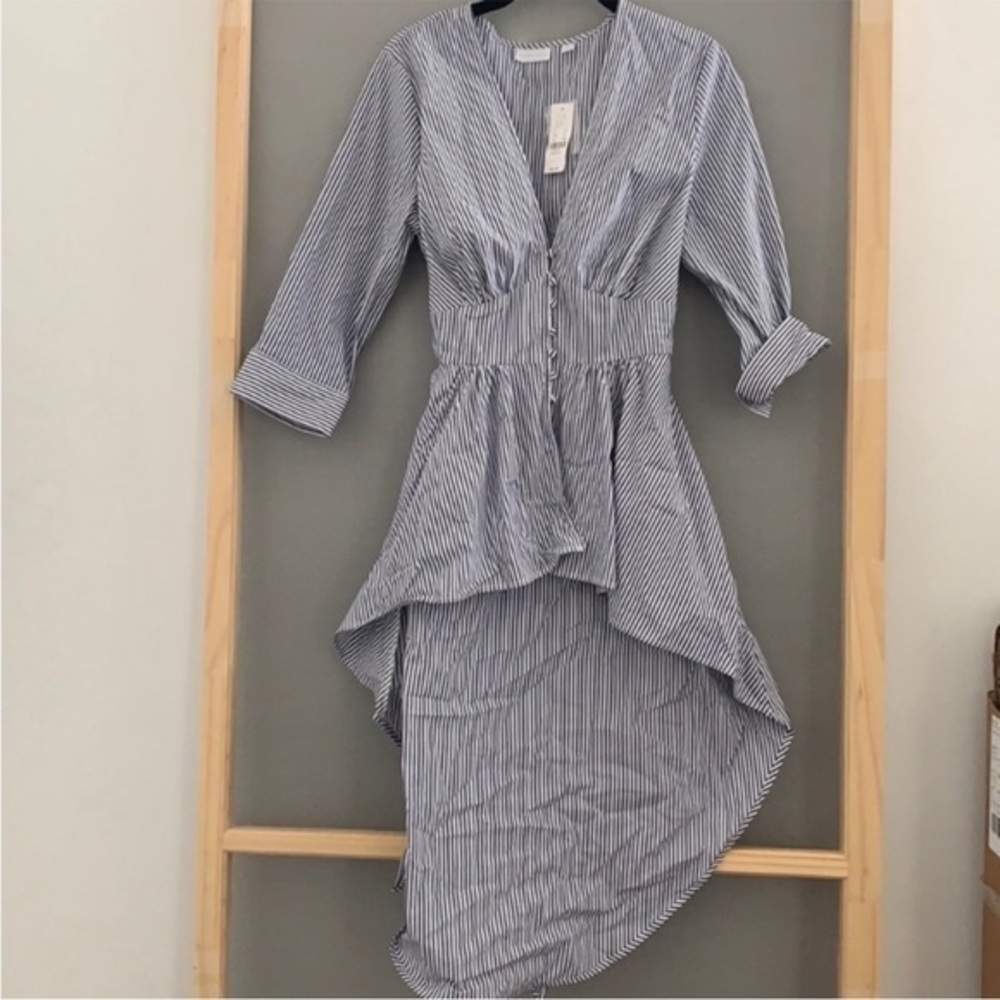 New York and Company high low tunic blouse size M NWT